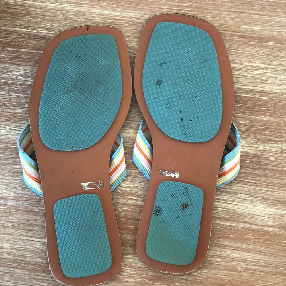 Sandals - Picture 2 of 3